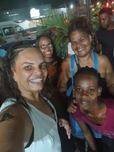 Lulu junto à outros integrantes da Conexão Feminina